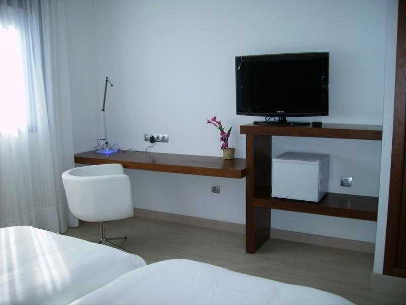 Nap Oviedo Hotel Exterior photo